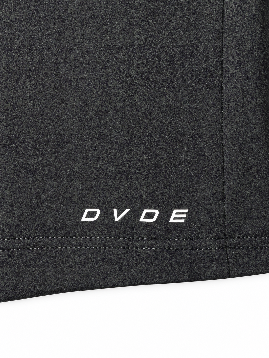 DVDE Motion 01 Performance Shorts in black