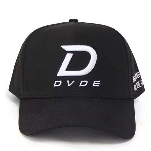 DVDE Performance Hat in black with embroidered DVDE logo
